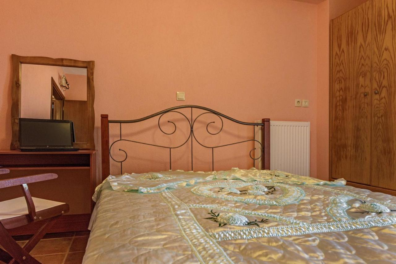 Danai House Appartement Nea Roda Buitenkant foto